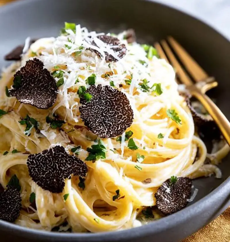 5 Ingredient Black Truffle Pasta