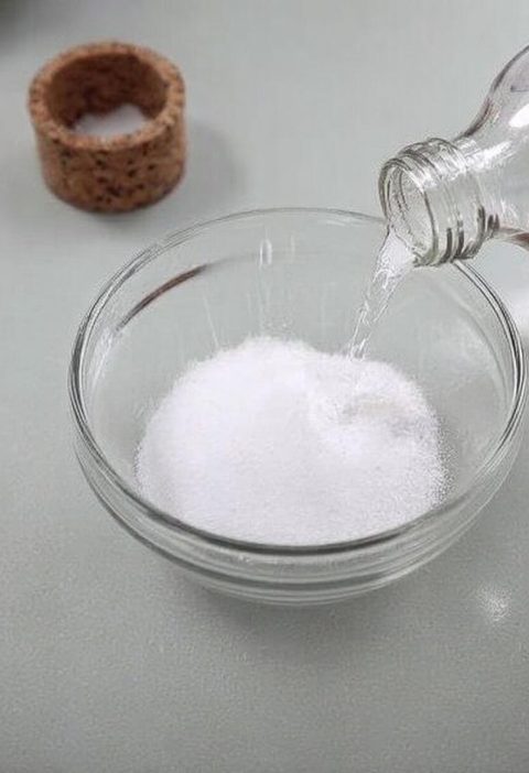 The Humble Magic of Baking Soda and Vinegar: Why Grandma Knew Best