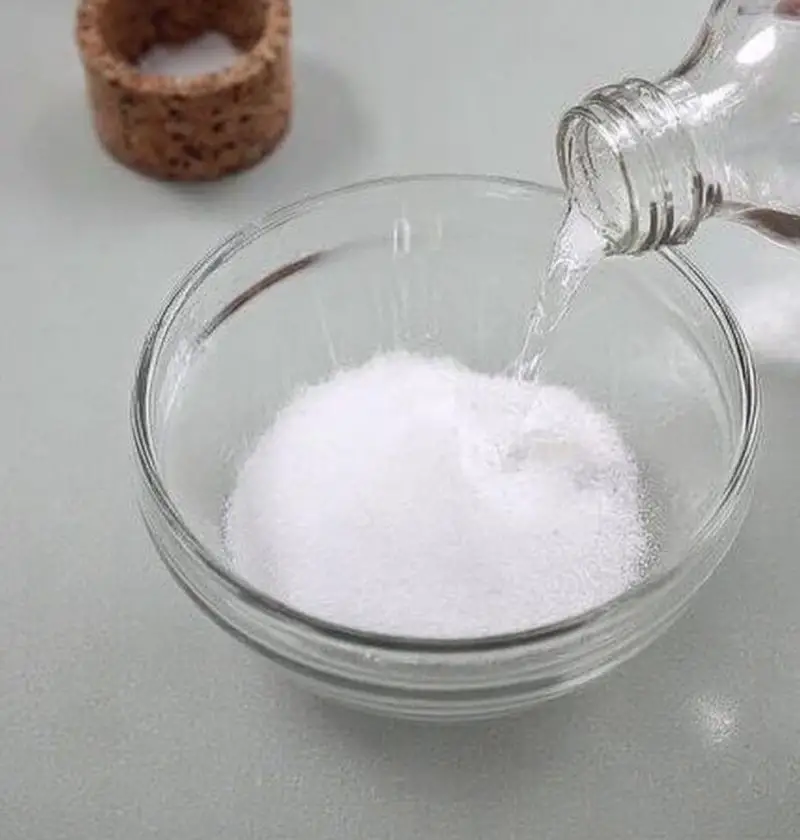 The Humble Magic of Baking Soda and Vinegar: Why Grandma Knew Best