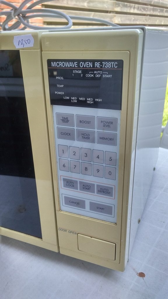 That One Microwave Button I Didn't Use Until I Turned 60 — And Now I Swear By It