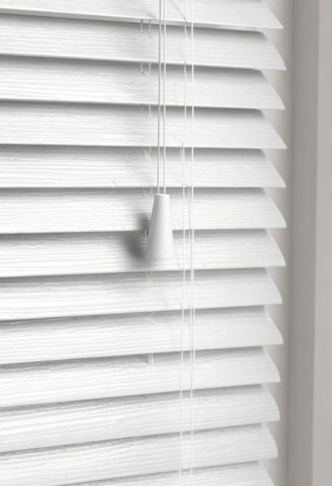 My Nana's 2-Minute Blind Cleaning Hack That’ll Change Your Life (No Joke)