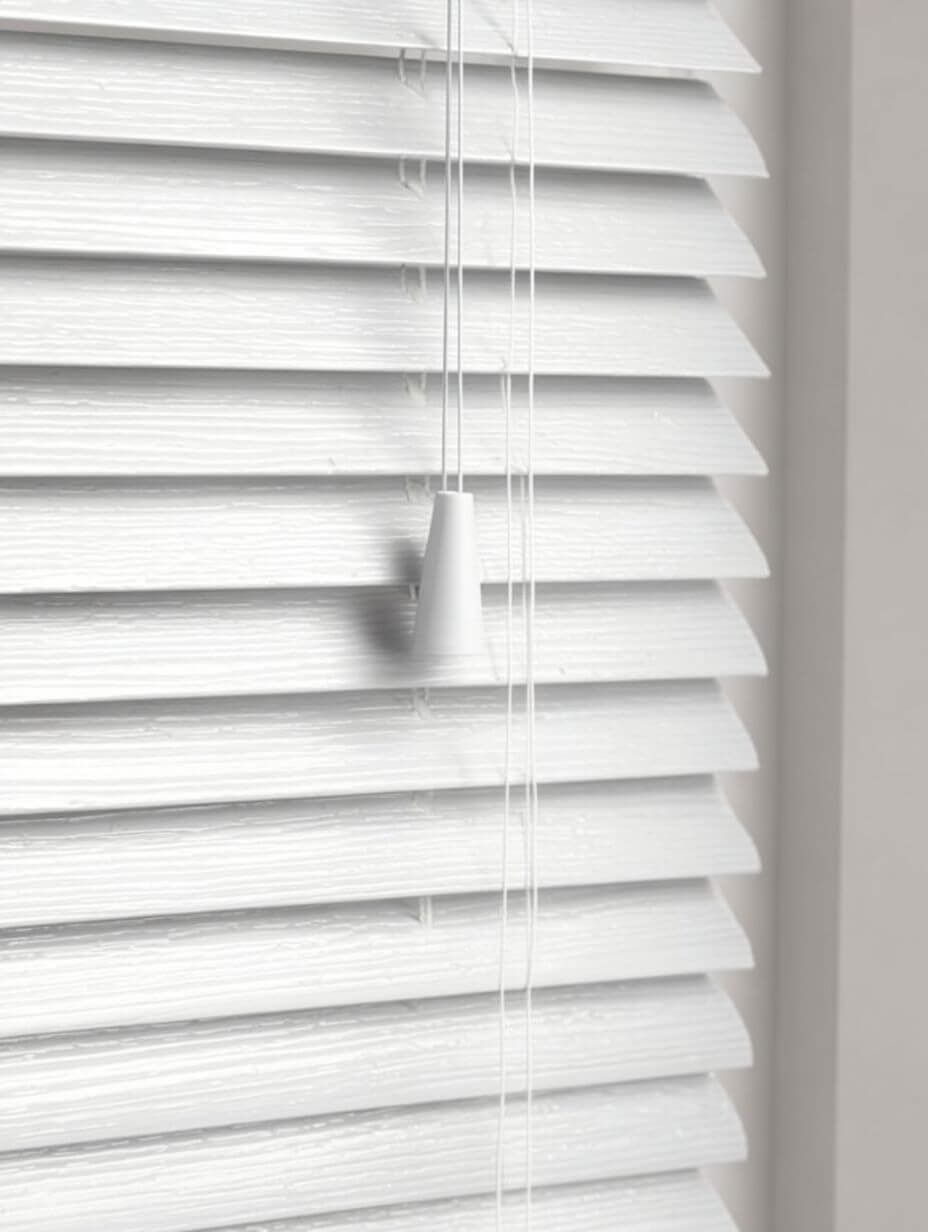 My Nana's 2Minute Blind Cleaning Hack That’ll Change Your Life (No