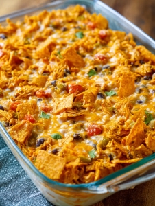 The Peach Pretzel Salad That’s Practically a Hug in a Dish