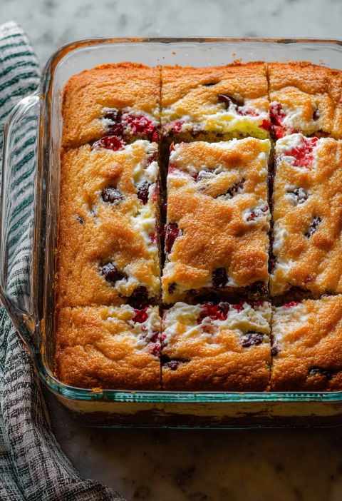 Christmas Chaos Cake