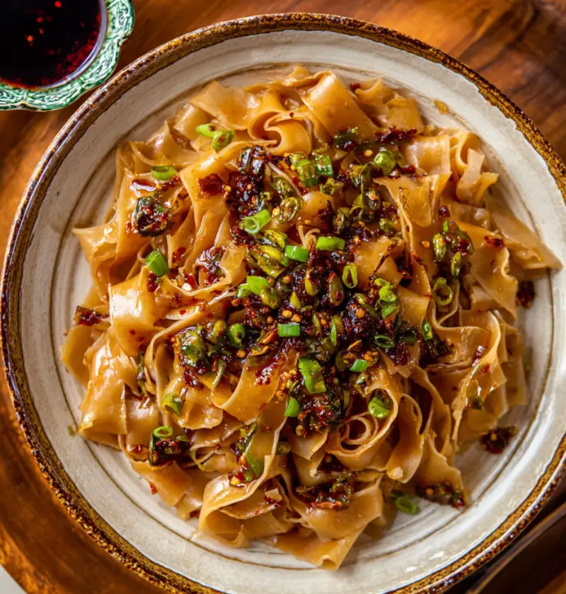 These 5-Minute Chili Noodles Saved My Night (and Sanity)