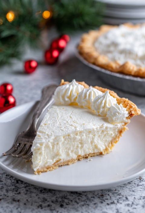 White Christmas Pie: That One Holiday Dessert No One Ever Forgets