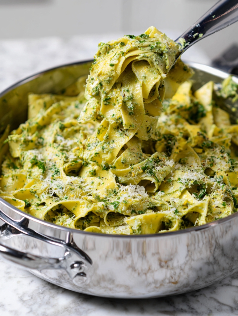 Creamy Artichoke Pesto Pasta