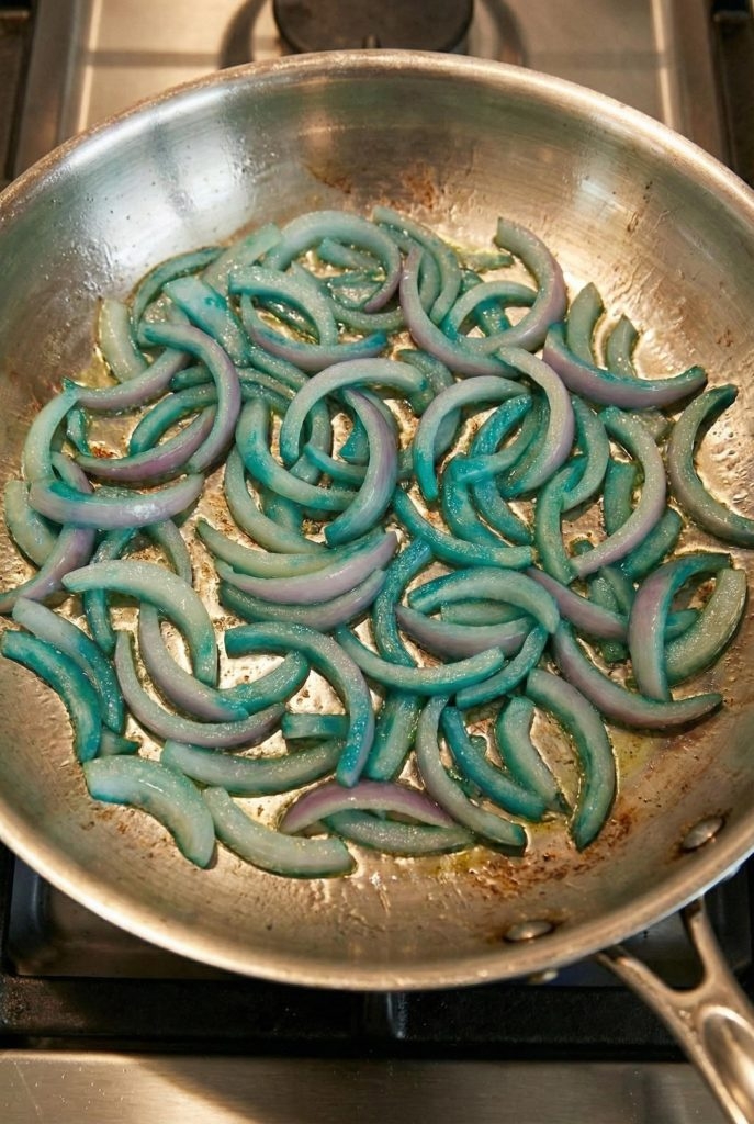 Why Did My Onions Turn Blue-Green? A Calm Cook’s Guide to a Surprising Kitchen Moment