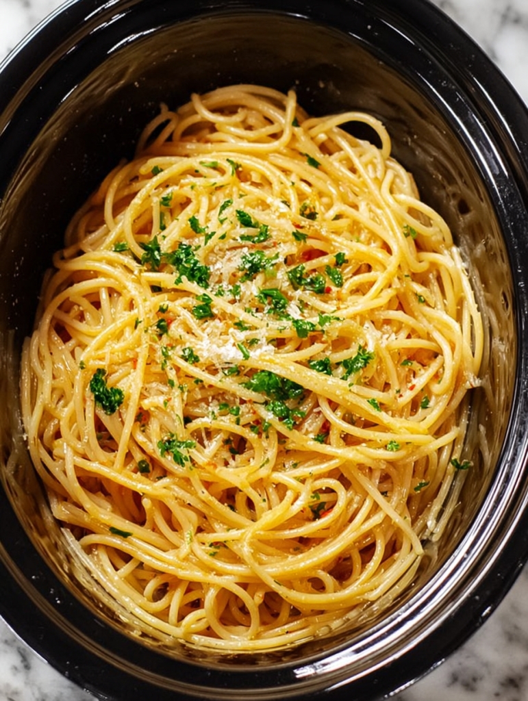 Slow Cooker Spaghetti Aglio e Olio