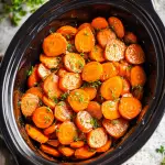 Slow Cooker Cheesy Broccoli Soup