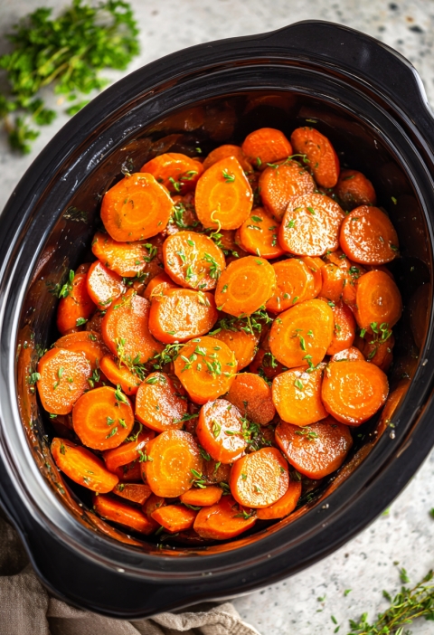 Slow Cooker Amish Honey Glazed Carrots