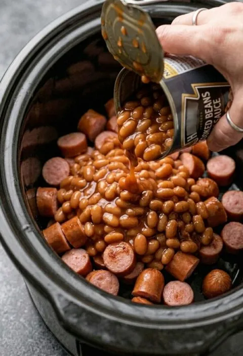 Slow Cooker 5-Ingredient Beanie Weenies