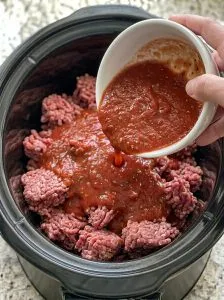 Slow Cooker 5-Ingredient Amish Cheeseburger Soup