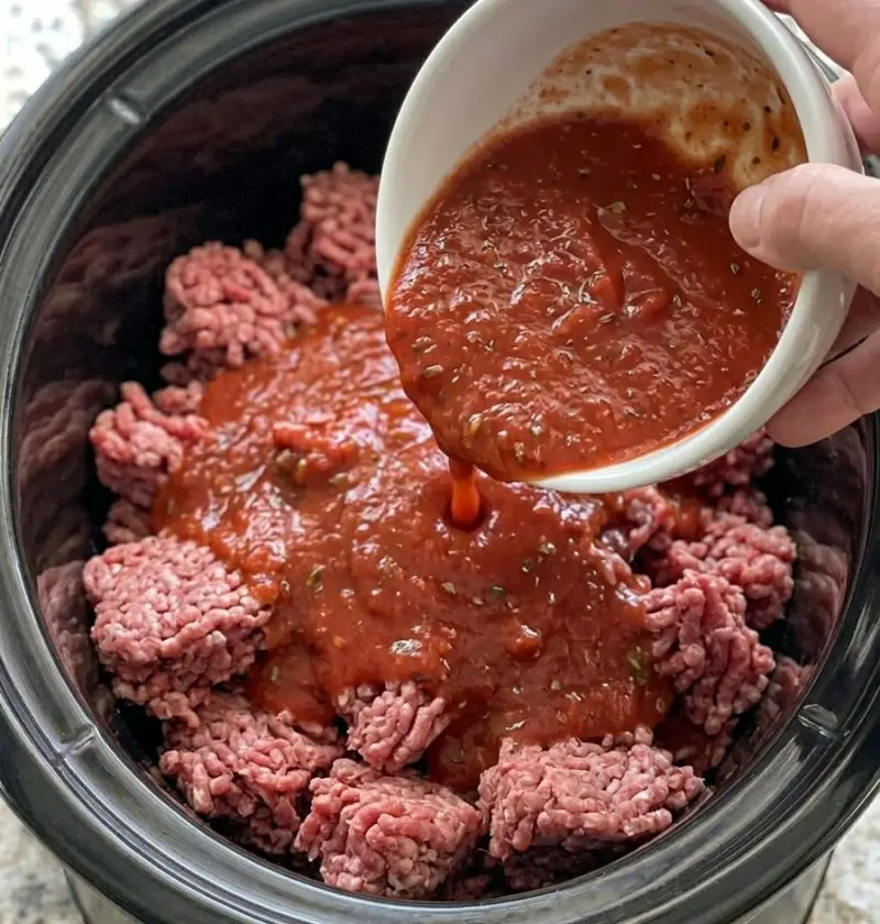 Slow Cooker Amish Country Tomato Beef Casserole