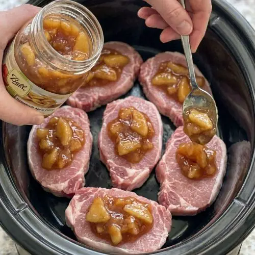 Slow Cooker 5-Ingredient Apple Pie Pork Chops