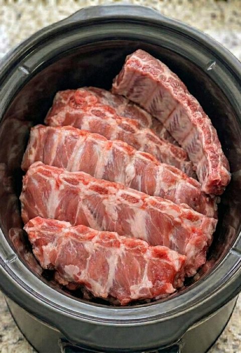 5-Ingredient Slow Cooker Tax Day Ribs