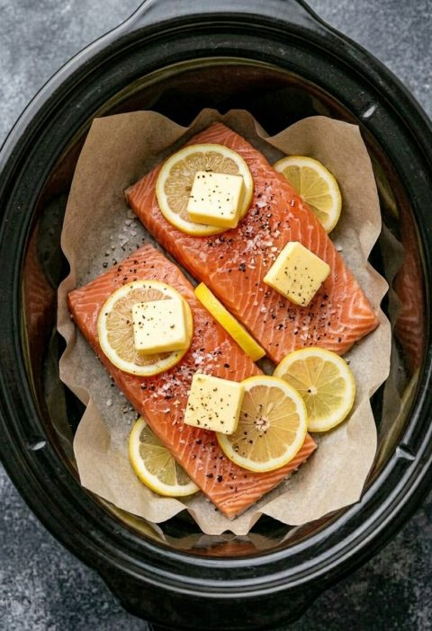 Slow Cooker Lemon Butter Salmon (on Parchment)