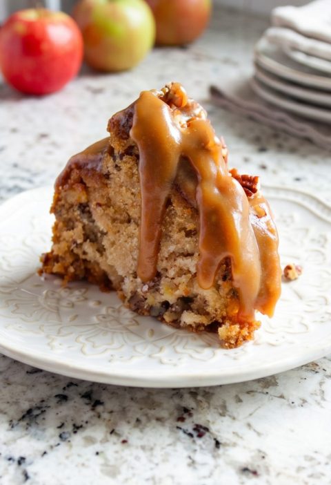mom's fresh apple love letter cake