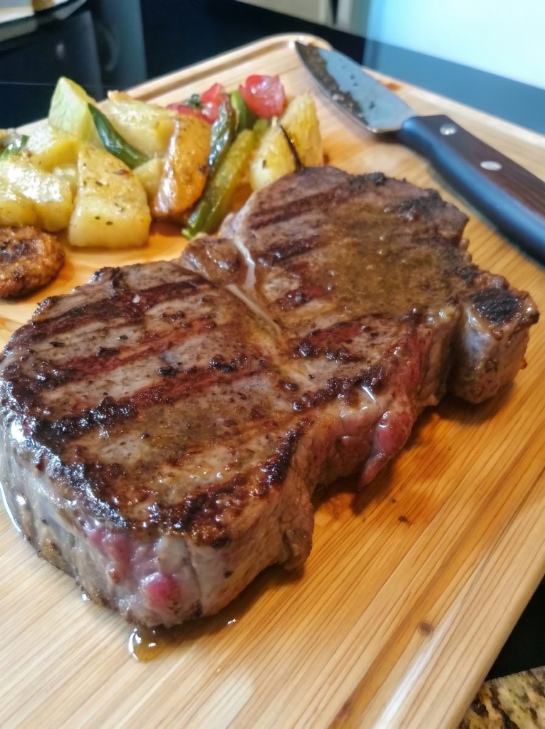 Seared Ribeye Steak with Red Wine Pan Gravy