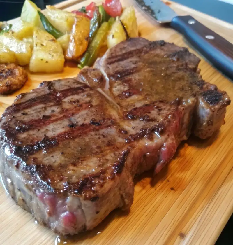 Seared Ribeye Steak with Red Wine Pan Gravy