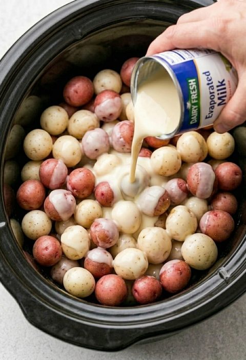Slow Cooker Amish Evaporated Milk Baby Potatoes