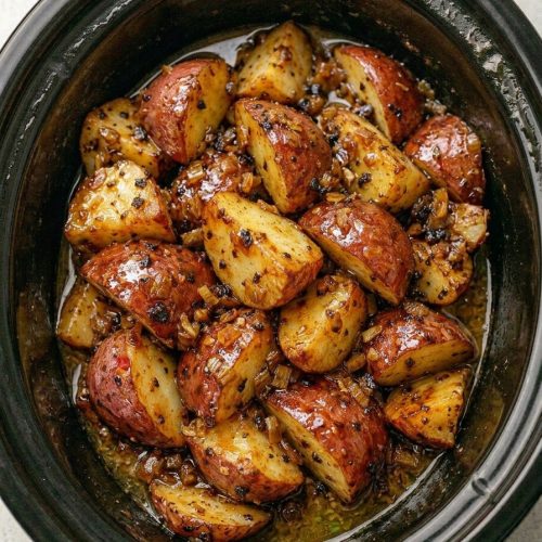 Slow Cooker Onion Butter Potatoes