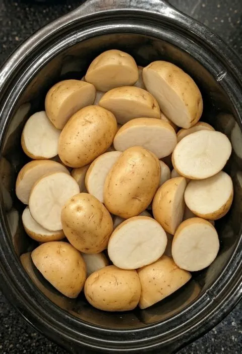 Slow Cooker Garlic Herb Potatoes
