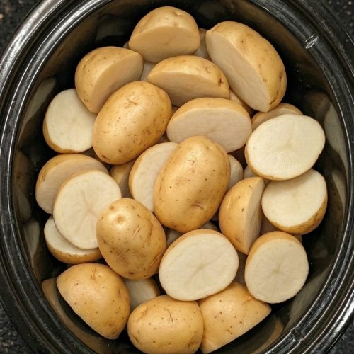 Slow Cooker Garlic Herb Potatoes