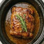 Slow Cooker Amish Cube Steak with Brown Gravy