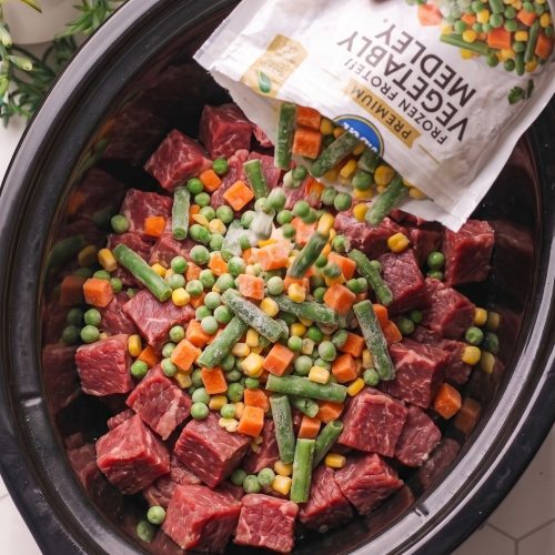 Slow Cooker 5-Ingredient Amish Beef Pot Pie