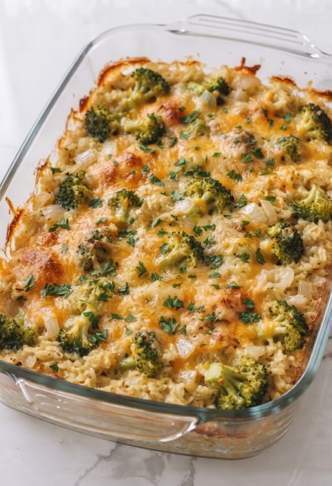 Oven-Baked Cheesy Broccoli and Rice Casserole