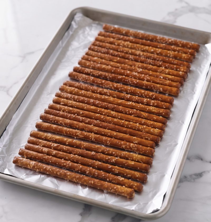 5-Ingredient Oven Baked End of Summer Pretzel Fruit Dessert