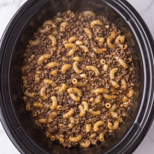 Slow Cooker 4-Ingredient Amish Beef Macaroni