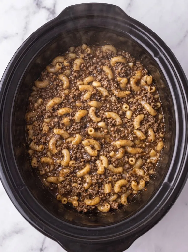 Slow Cooker 4-Ingredient Amish Beef Macaroni