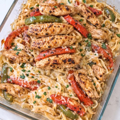 Oven Baked 4-Ingredient Chicken Fajita Pasta