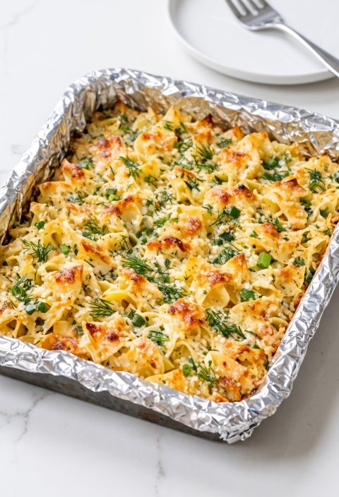 Oven Baked 4-Ingredient Fresh Dill and Egg Noodle Bake