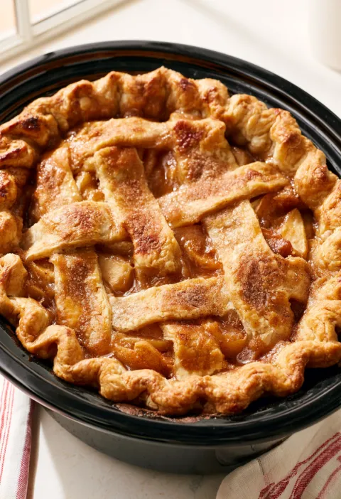 5-Ingredient Slow Cooker Cinnamon Apple Pie Dessert