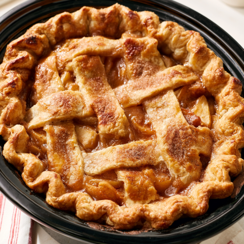 5-Ingredient Slow Cooker Cinnamon Apple Pie Dessert