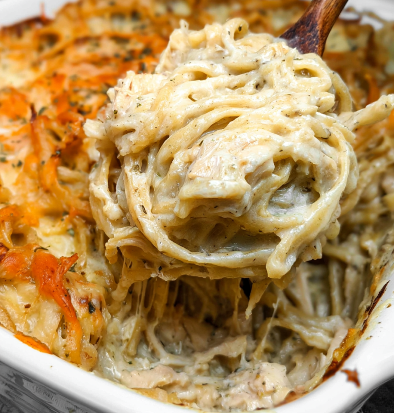 Oven Baked 4-Ingredient Chicken Tetrazzini