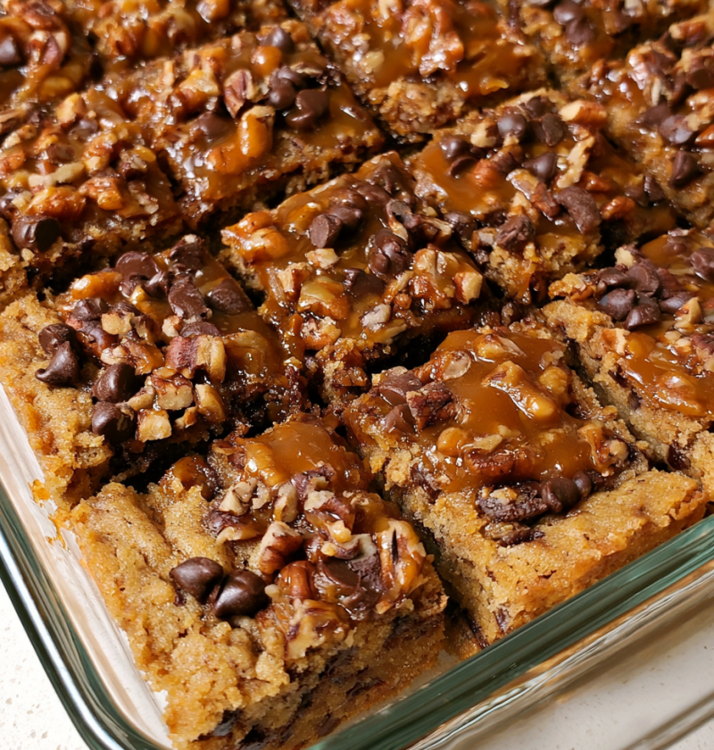 4-Ingredient Turtle Bars