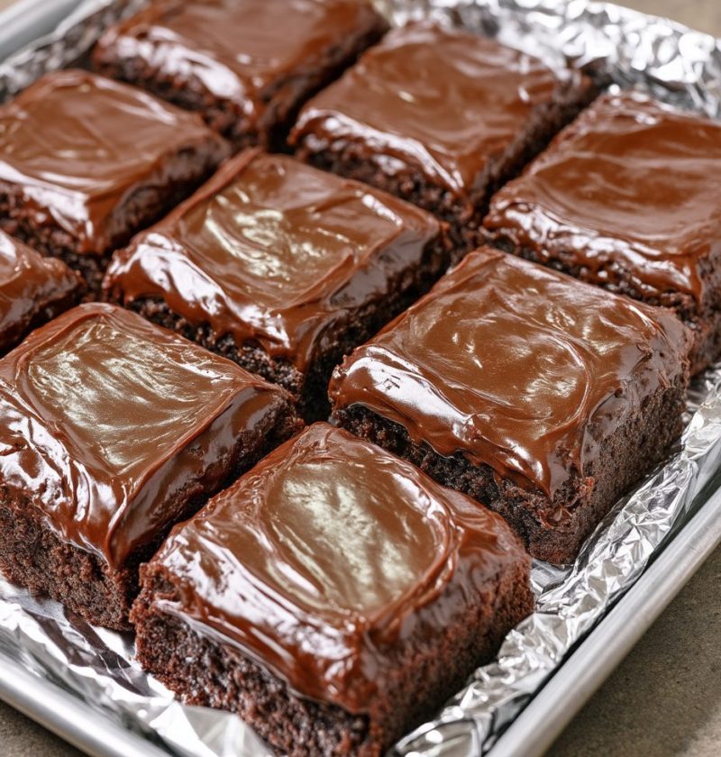 4-Ingredient Lunch Lady Brownies