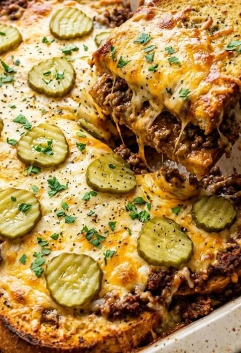 Cheeseburger garlic bread casserole